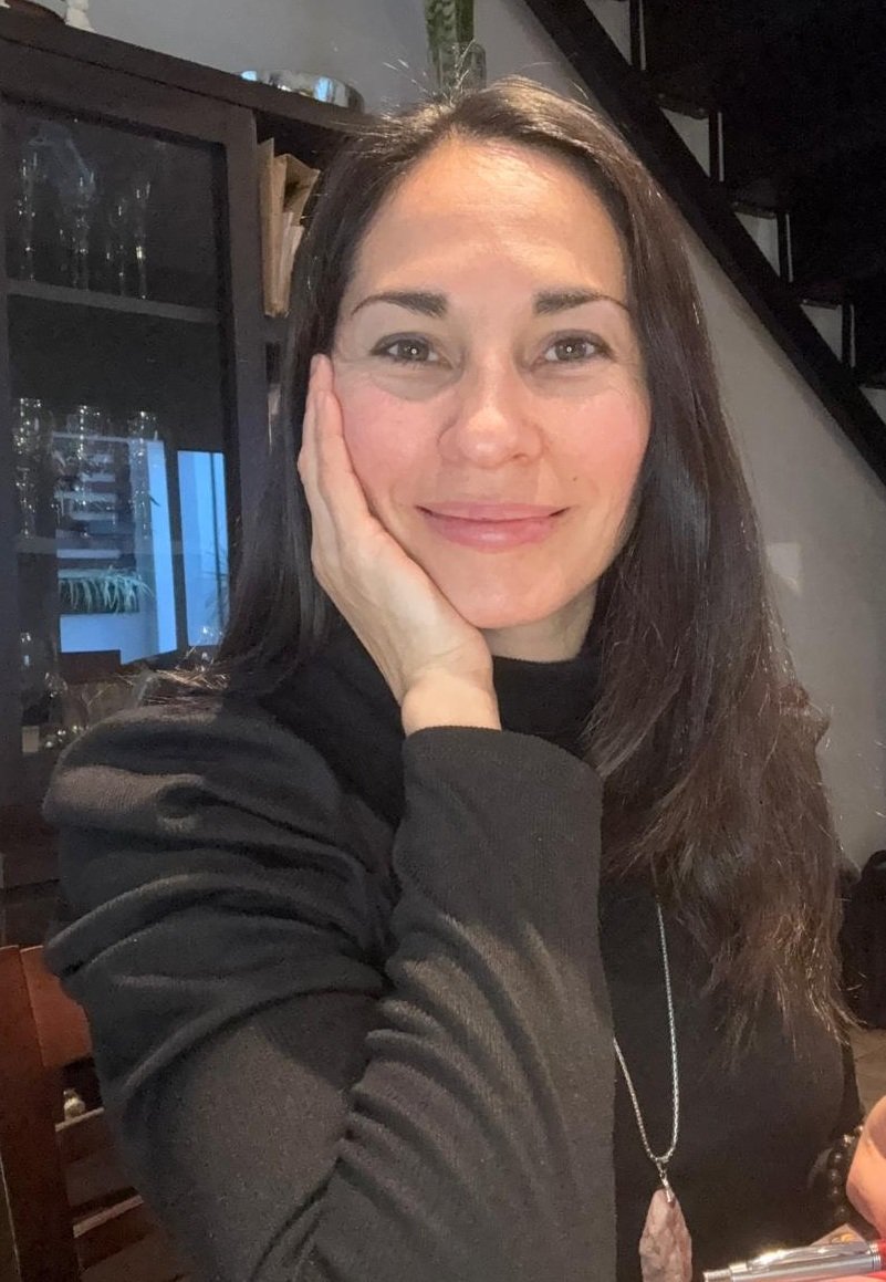 Andrea Britos — Astróloga, tarotista y escritora en Rosario, Argentina